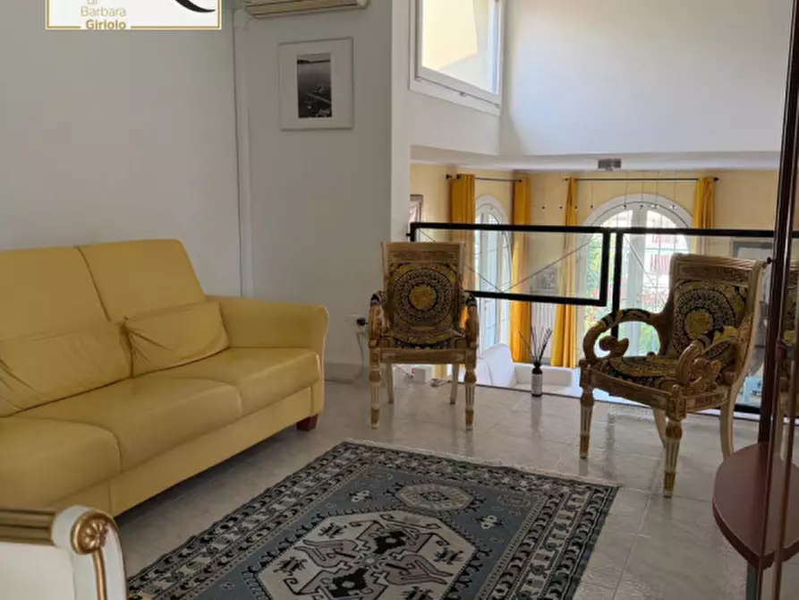 Immagine 13 di Villa in vendita  a Giacciano Con Baruchella