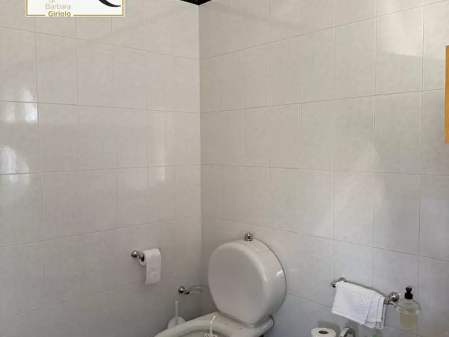 Immagine 23 di Villa in vendita  a Giacciano Con Baruchella