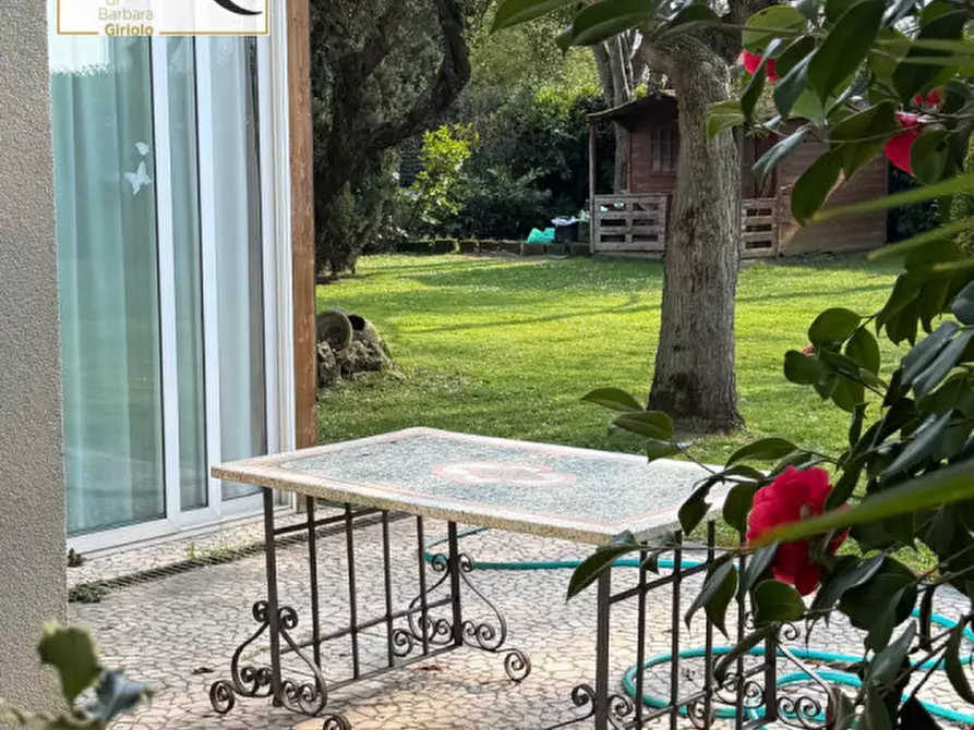 Immagine 35 di Villa in vendita  a Giacciano Con Baruchella