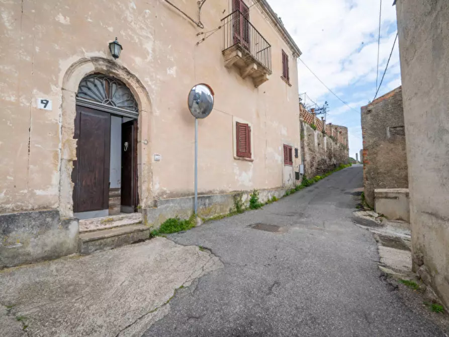 Immagine 13 di Appartamento in vendita  in Strada Provinciale 50 di Castanea delle Furie 29 a Messina