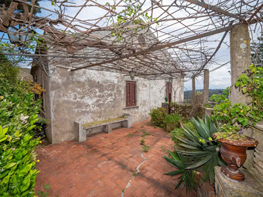 Immagine 39 di Appartamento in vendita  in Strada Provinciale 50 di Castanea delle Furie 29 a Messina