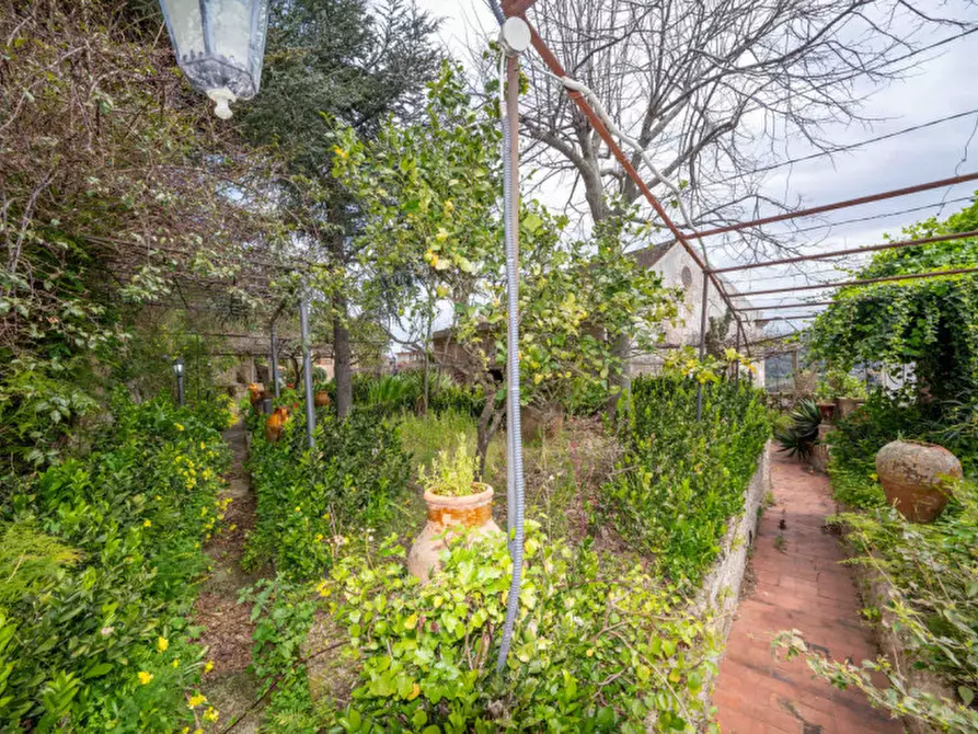 Immagine 40 di Appartamento in vendita  in Strada Provinciale 50 di Castanea delle Furie 29 a Messina