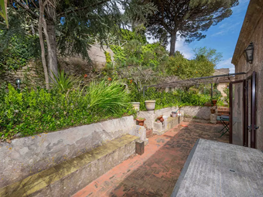 Immagine 44 di Appartamento in vendita  in Strada Provinciale 50 di Castanea delle Furie 29 a Messina