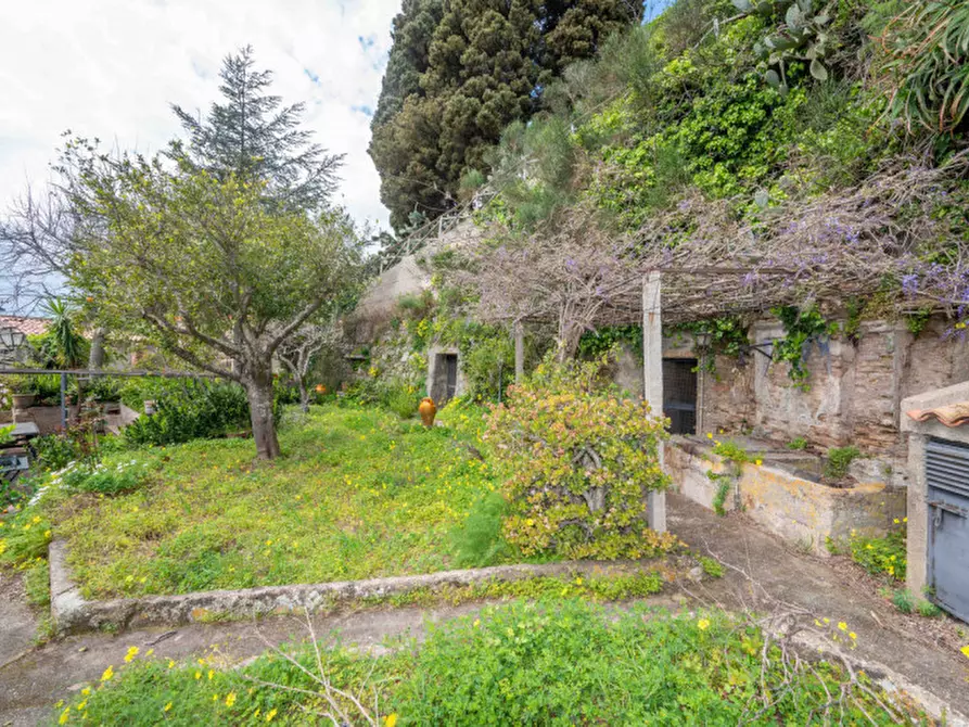 Immagine 46 di Appartamento in vendita  in Strada Provinciale 50 di Castanea delle Furie 29 a Messina