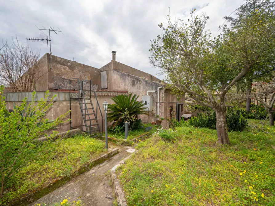 Immagine 47 di Appartamento in vendita  in Strada Provinciale 50 di Castanea delle Furie 29 a Messina