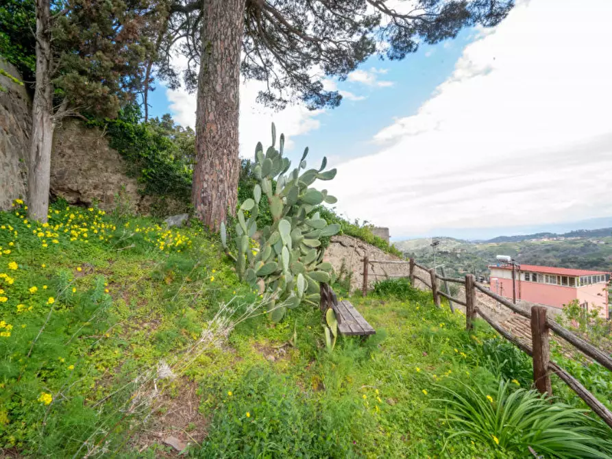 Immagine 58 di Appartamento in vendita  in Strada Provinciale 50 di Castanea delle Furie 29 a Messina