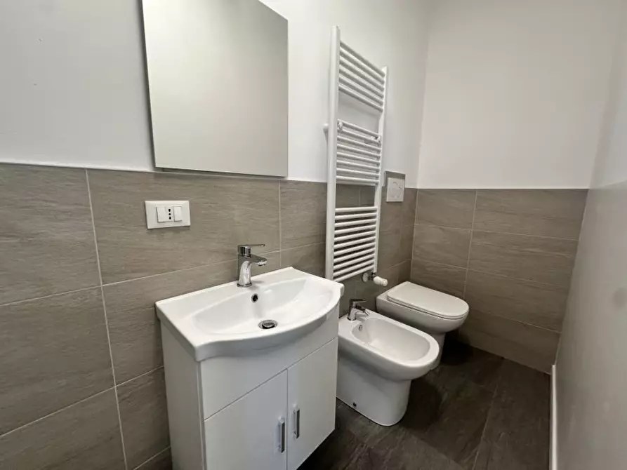 Immagine 4 di Camera in vendita  in Via Egidio Forcellini a Padova