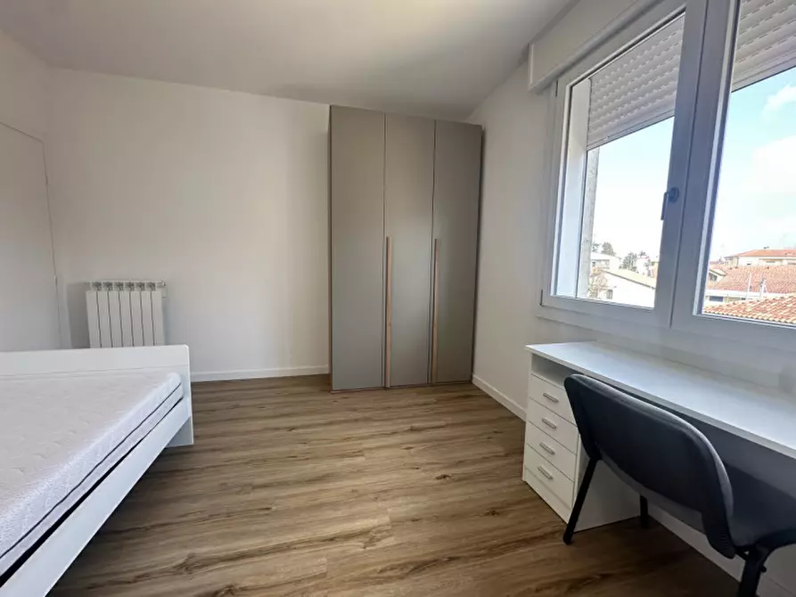 Immagine 7 di Camera in vendita  in Via Egidio Forcellini a Padova