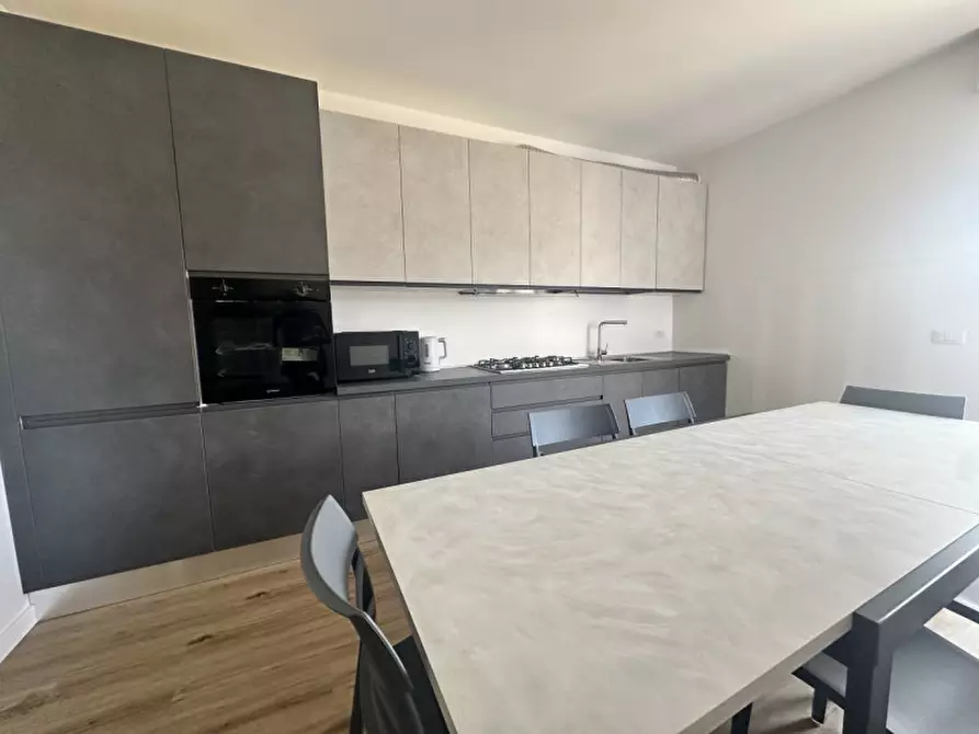 Immagine 25 di Camera in vendita  in Via Egidio Forcellini a Padova