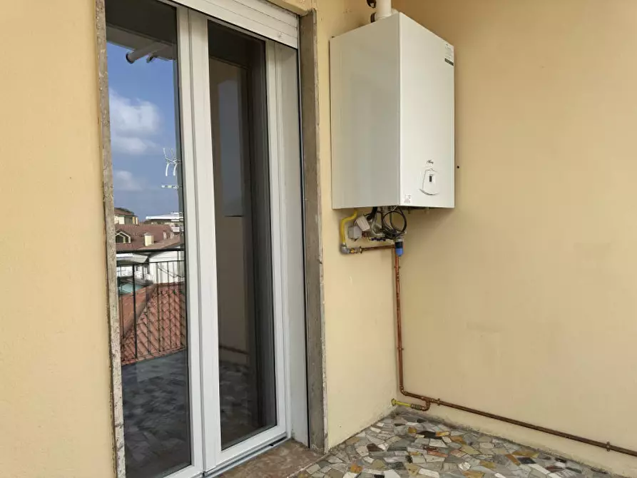 Immagine 27 di Camera in vendita  in Via Egidio Forcellini a Padova