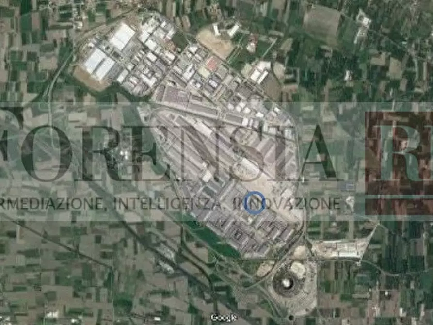 Immagine 12 di Magazzino in vendita  in CIS di Nola a Nola