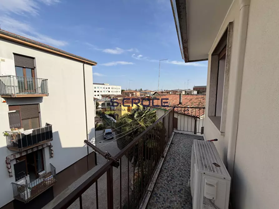 Immagine 10 di Appartamento in vendita  a Padova