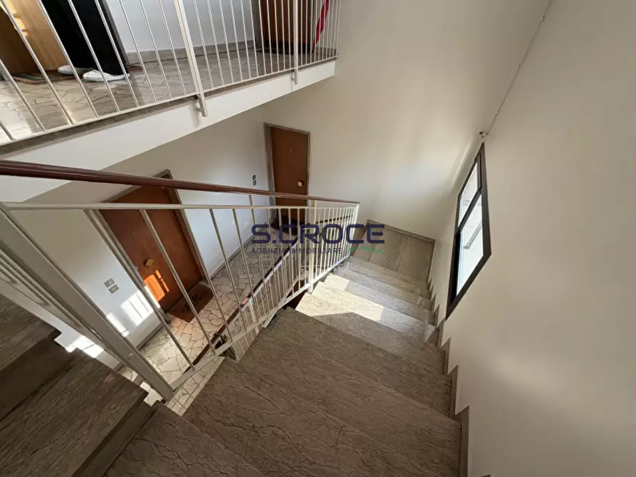 Immagine 13 di Appartamento in vendita  a Padova