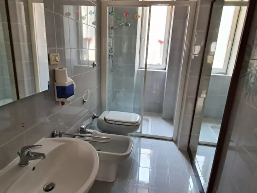 Immagine 10 di Appartamento in affitto  in Via dei Piccardi 59 a Trieste