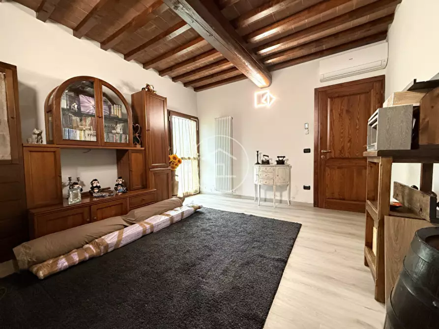 Immagine 14 di Appartamento in vendita  in Via di Limite 107 a Campi Bisenzio