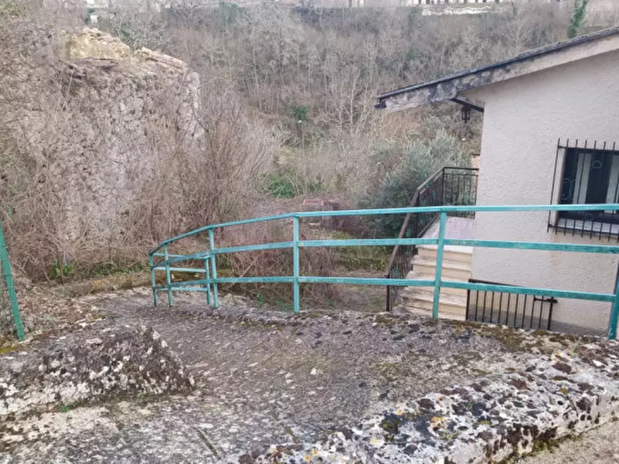 Immagine 2 di Casa indipendente in vendita  in VIA TIRLO a Casalvieri