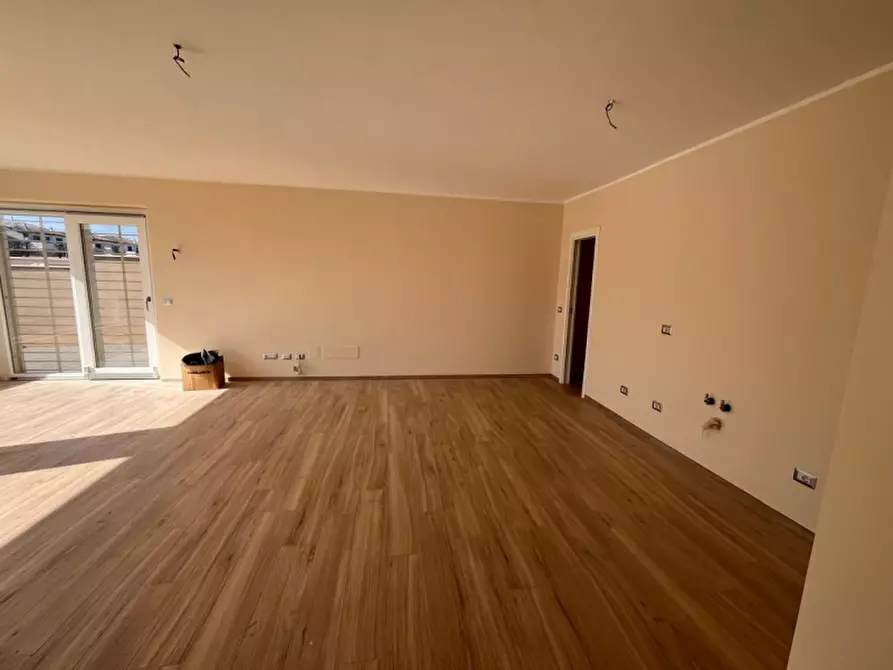Immagine 20 di Casa bifamiliare in vendita  in via miglioramento a Anzio