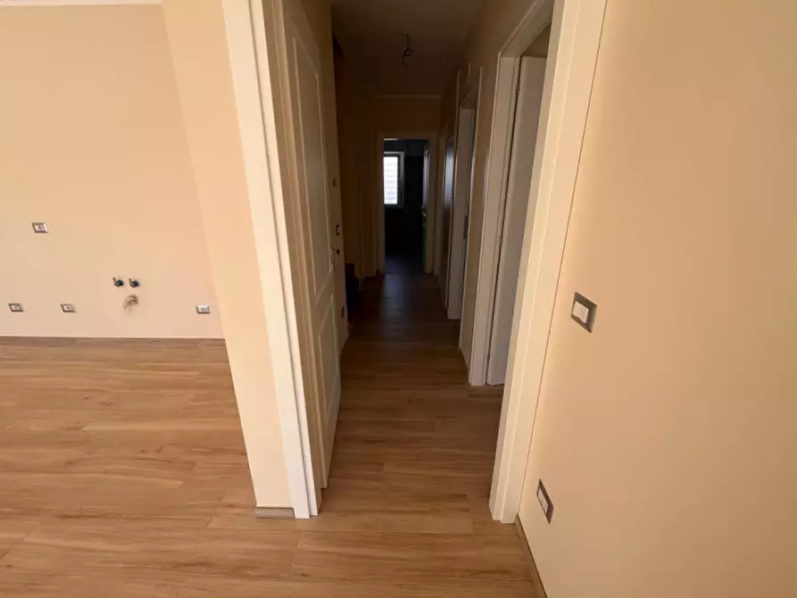 Immagine 26 di Casa bifamiliare in vendita  in via miglioramento a Anzio