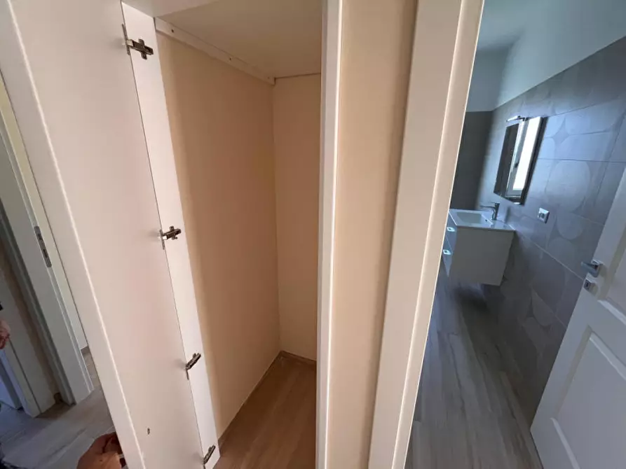 Immagine 27 di Casa bifamiliare in vendita  in via miglioramento a Anzio