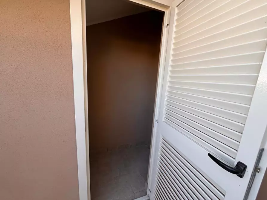 Immagine 35 di Casa bifamiliare in vendita  in via miglioramento a Anzio