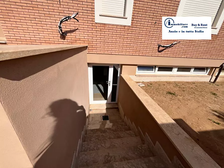 Immagine 38 di Casa bifamiliare in vendita  in via miglioramento a Anzio