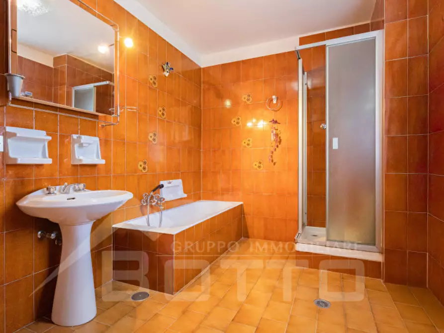 Immagine 23 di Casa indipendente in vendita  in via san antonio n 51 a Fontaneto D'agogna