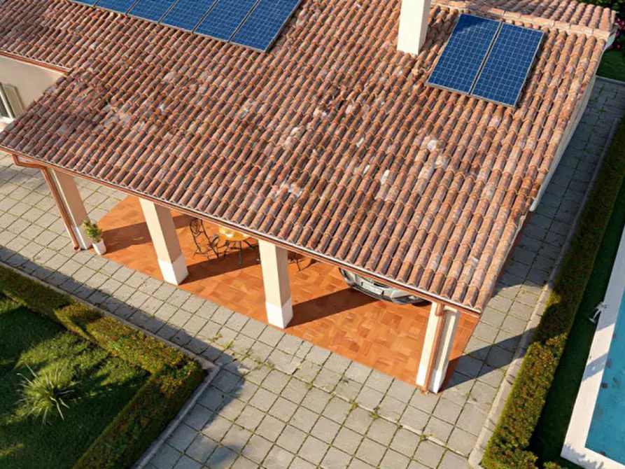 Immagine 9 di Villa in vendita  a Lendinara