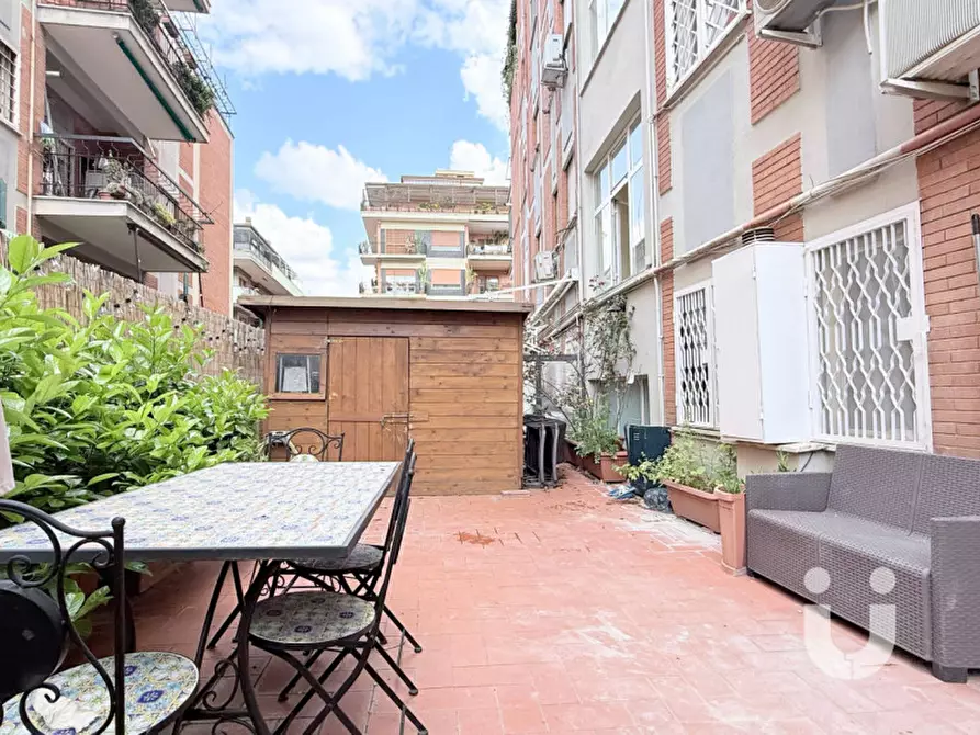 Immagine 15 di Appartamento in vendita  in Via Riccardo Bianchi a Roma