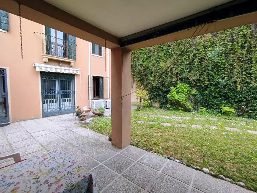 Immagine 6 di Casa bifamiliare in vendita  in VIA MORGAGNI a Padova