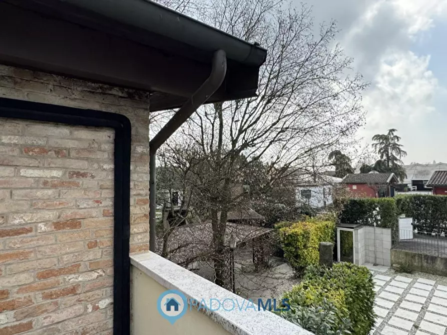 Immagine 25 di Villetta a schiera in affitto  in Via Friuli a Padova