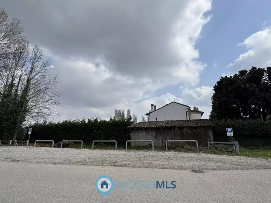 Immagine 35 di Villetta a schiera in affitto  in Via Friuli a Padova