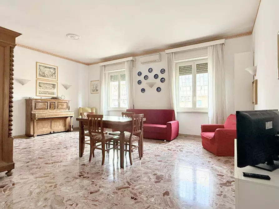 Immagine 2 di Appartamento in vendita  in Via Fregene a Roma