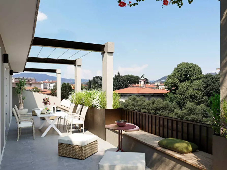 Immagine 9 di Appartamento in vendita  in VIALE GRAMSCI a Firenze