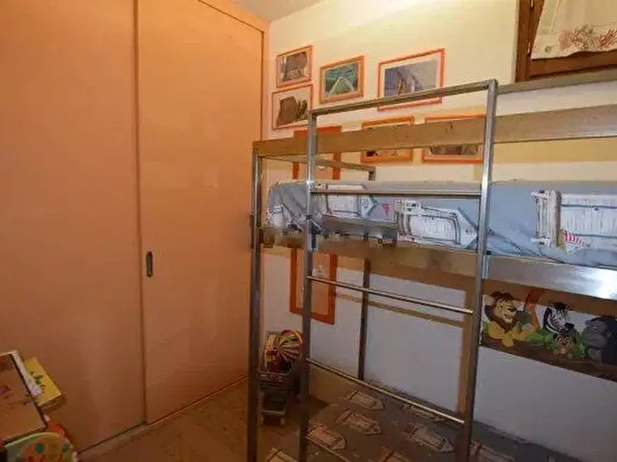 Immagine 15 di Appartamento in vendita  in Via delle Mimose a Marciana