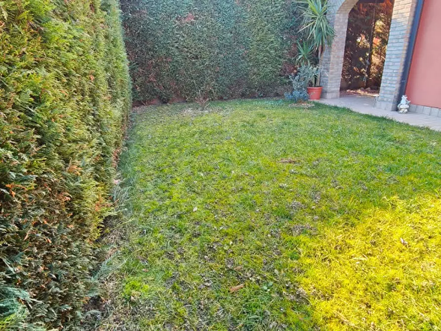 Immagine 2 di Villetta a schiera in vendita  in Via Risorgimento a Albignasego