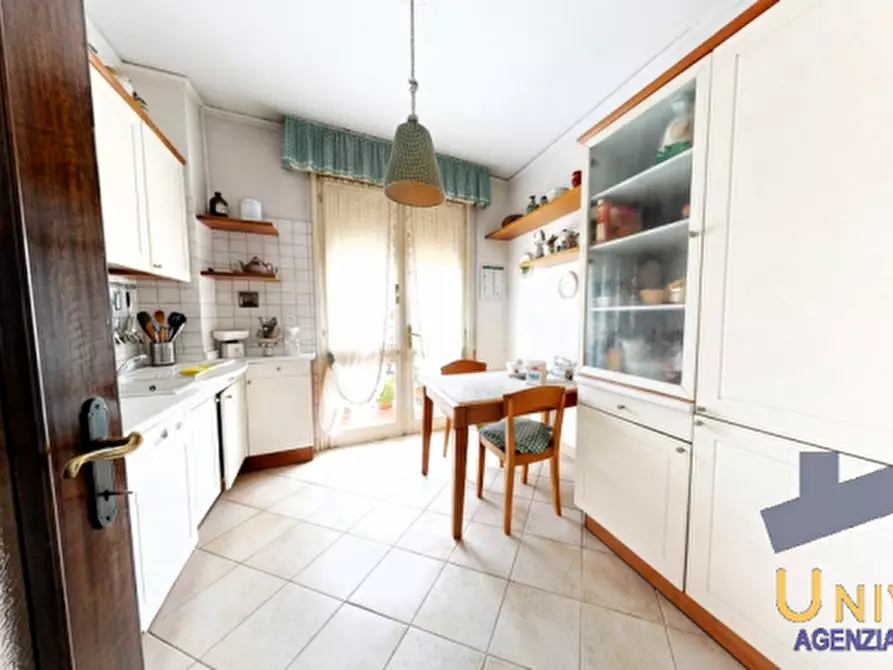 Immagine 3 di Appartamento in vendita  in via bonora a Camposampiero