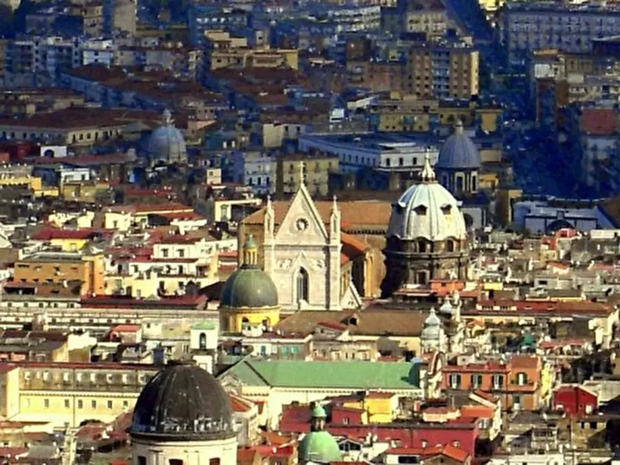 Immagine 4 di Appartamento in affitto  in largo donna regina 27 a Napoli