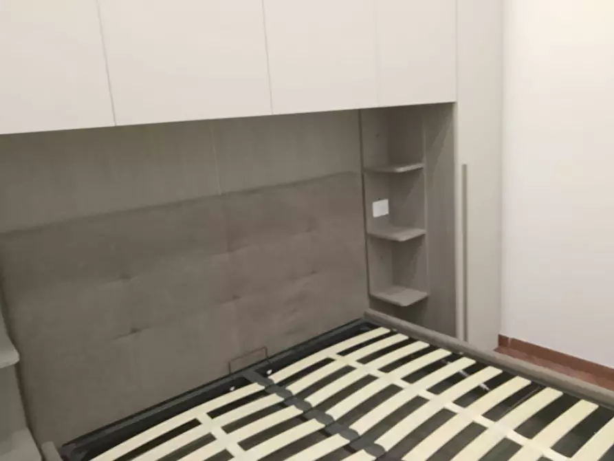 Immagine 5 di Appartamento in affitto  in largo donna regina 27 a Napoli