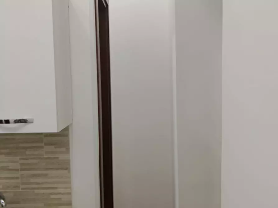 Immagine 6 di Appartamento in affitto  in largo donna regina 27 a Napoli
