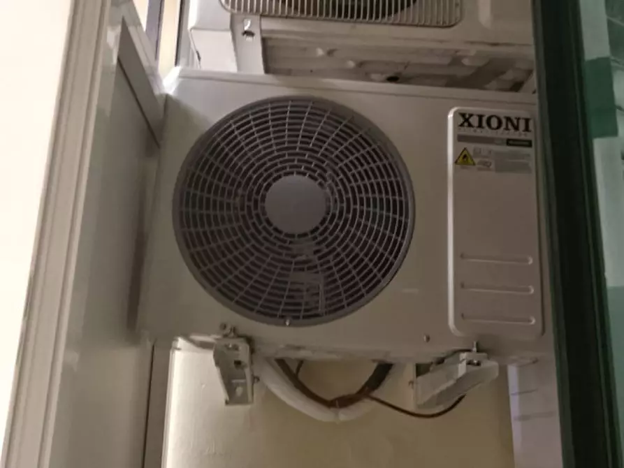 Immagine 21 di Appartamento in affitto  in largo donna regina 27 a Napoli