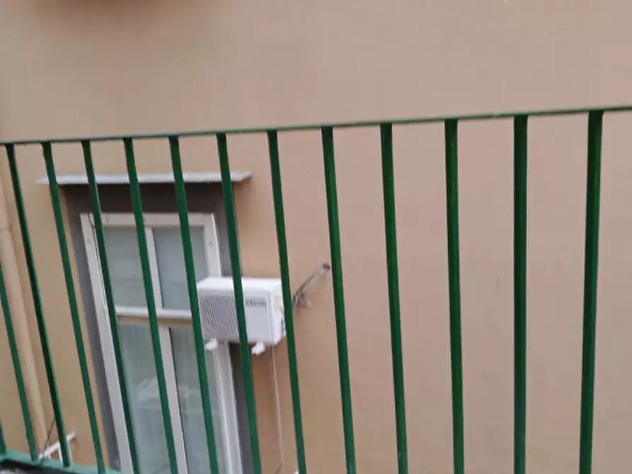 Immagine 46 di Appartamento in affitto  in largo donna regina 27 a Napoli