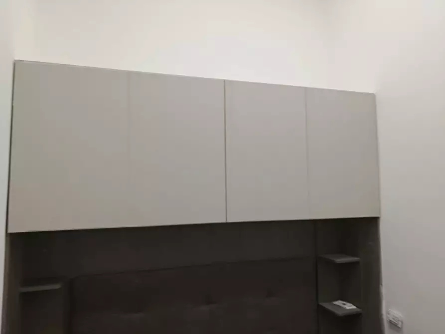 Immagine 48 di Appartamento in affitto  in largo donna regina 27 a Napoli