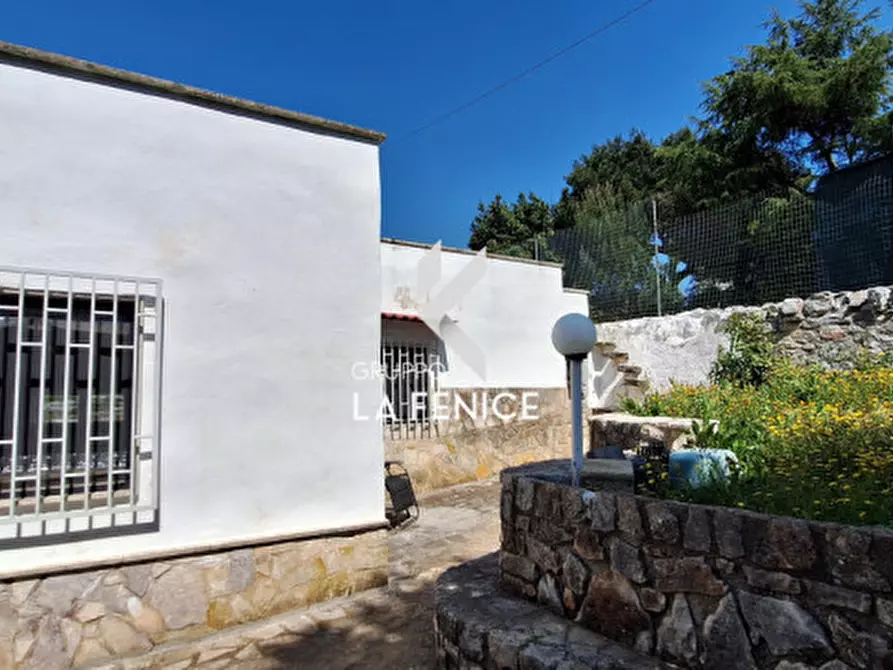 Immagine 10 di Villa in vendita  in contrada Serralta a Locorotondo