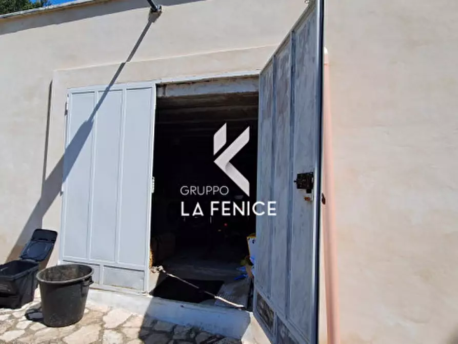 Immagine 46 di Villa in vendita  in contrada Serralta a Locorotondo