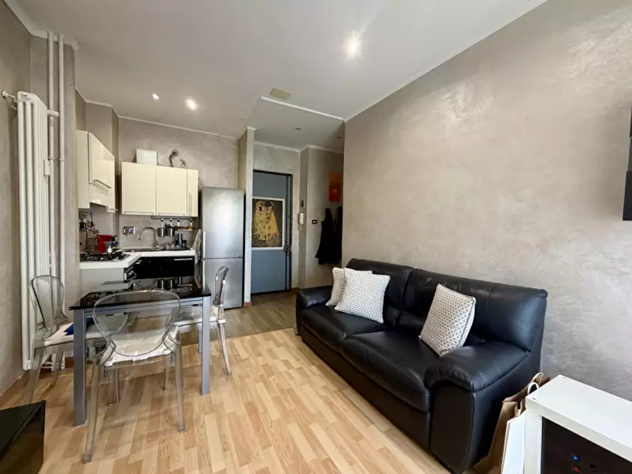 Immagine 1 di Appartamento in affitto  in Via Caramagna 14 a Torino