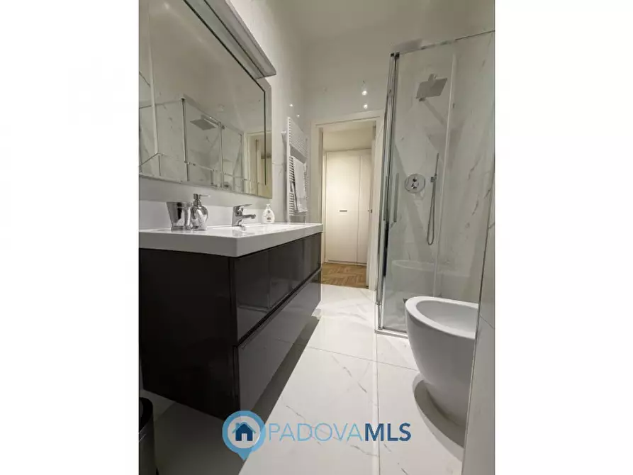 Immagine 9 di Appartamento in vendita  in Via San Gregorio Barbarigo, 28 a Padova