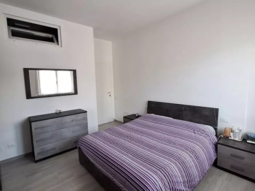 Immagine 5 di Appartamento in vendita  in Via Ugo Foscolo a Ancona