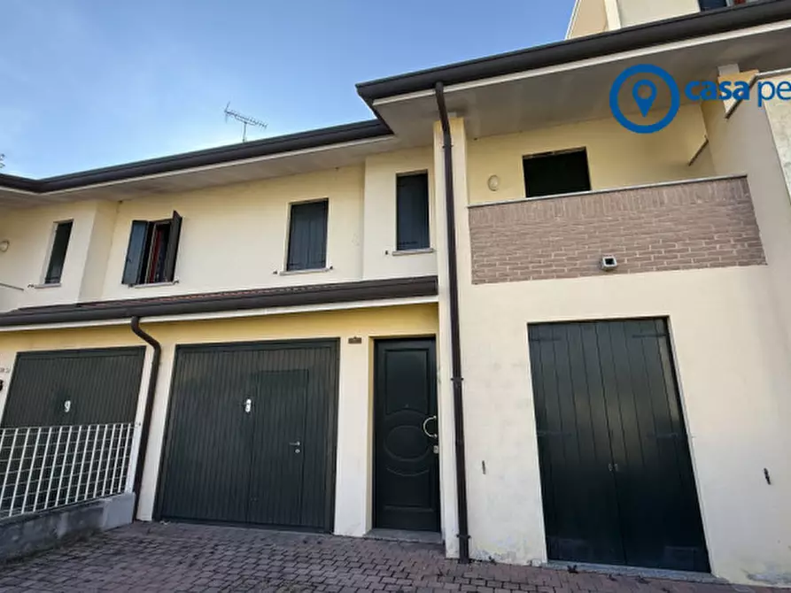 Immagine 1 di Villetta a schiera in vendita  in Via Dante Gallani 78/L a Rovigo