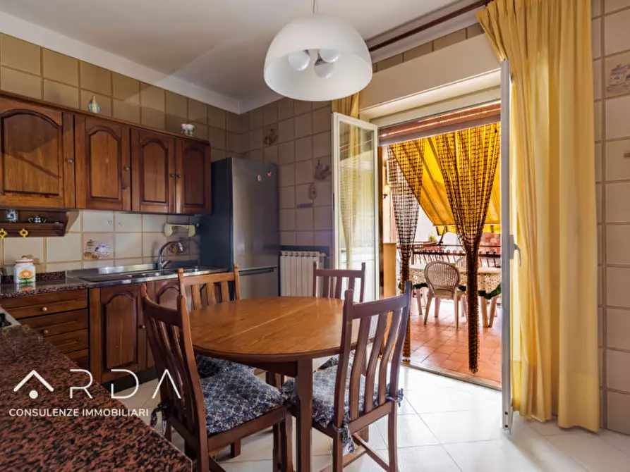 Immagine 6 di Appartamento in vendita  in Via Giovanni Pascoli a Gravina Di Catania