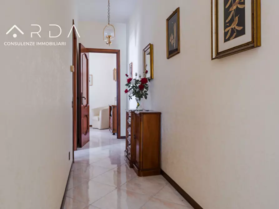 Immagine 12 di Appartamento in vendita  in Via Giovanni Pascoli a Gravina Di Catania